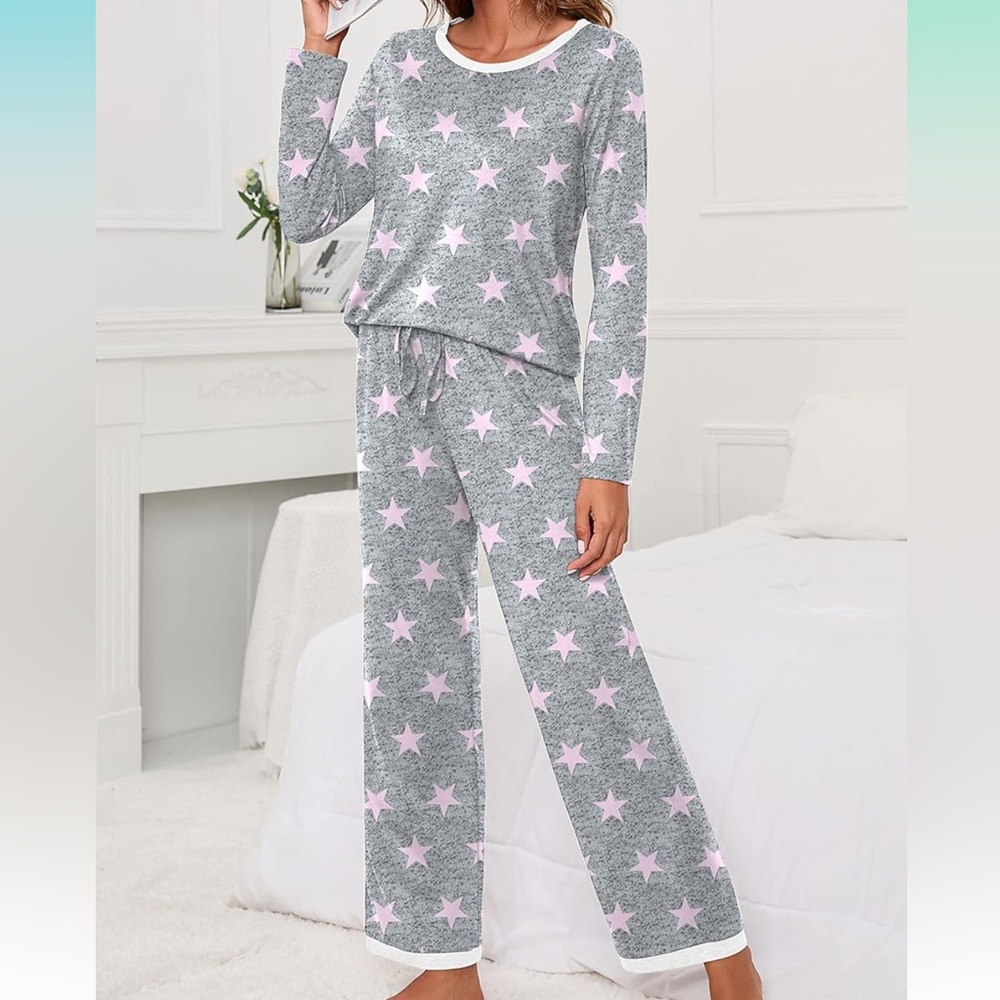 Star Loungewear set/pajamas - Picture 4 of 7